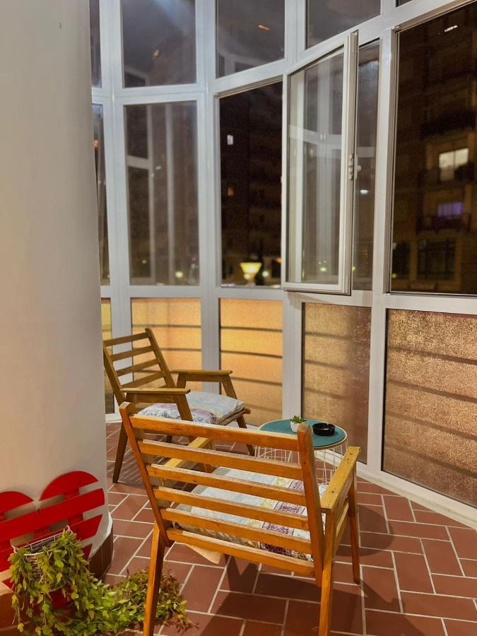 Newly Renovated One Bedroom Apartment In ティラナ エクステリア 写真